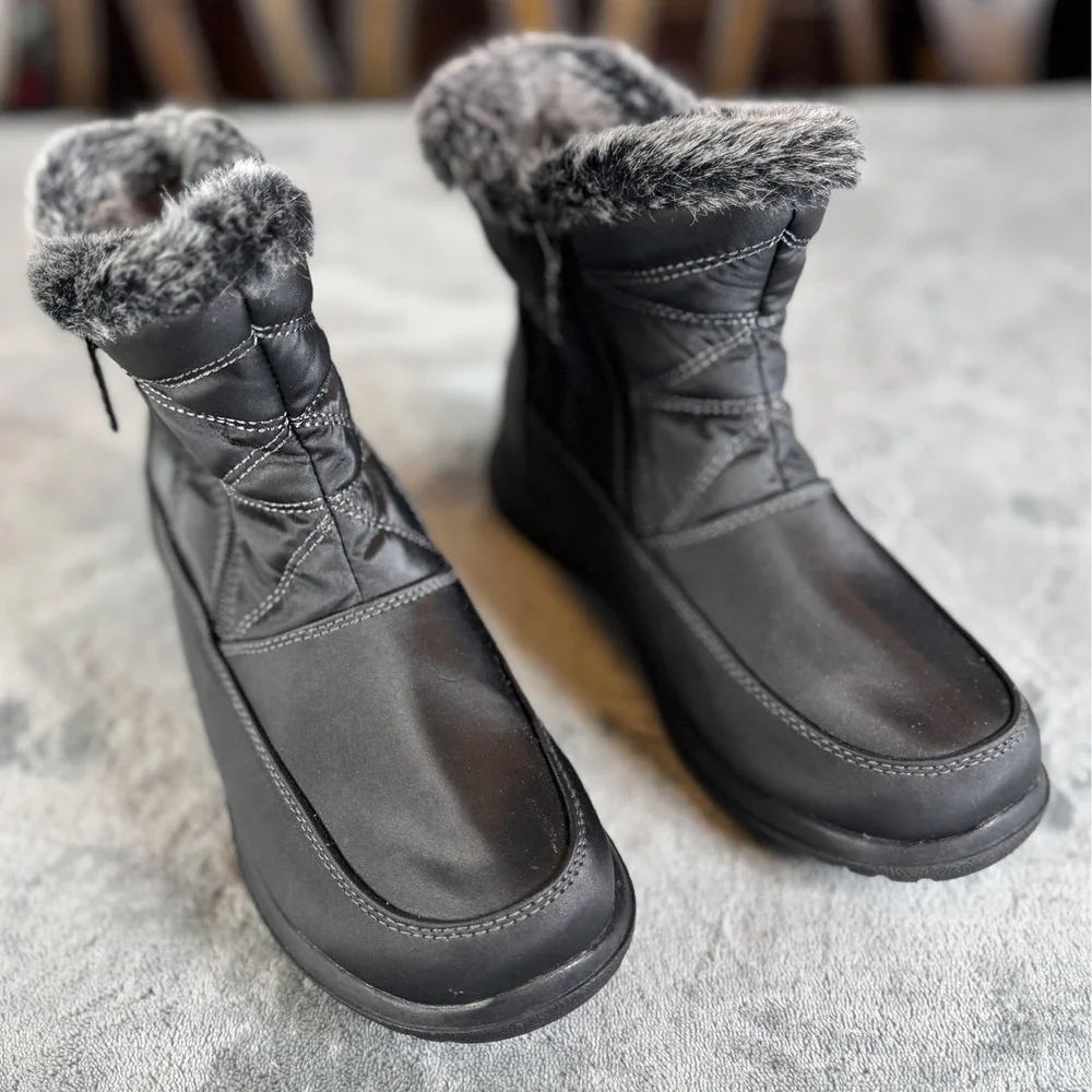 Totes Boots Womens Size 7 Fauna II Winter Snow Waterproof Faux Fur Zip Warm